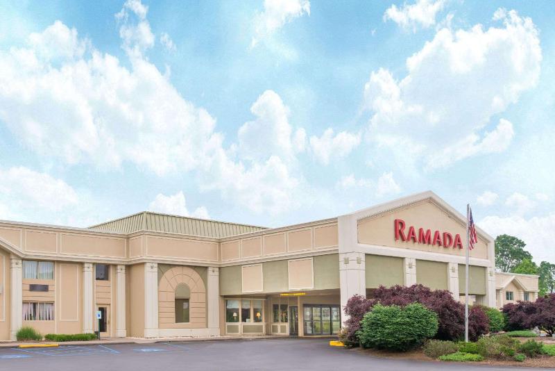 Ramada by Wyndham Whitehall/Allentown Main image 1